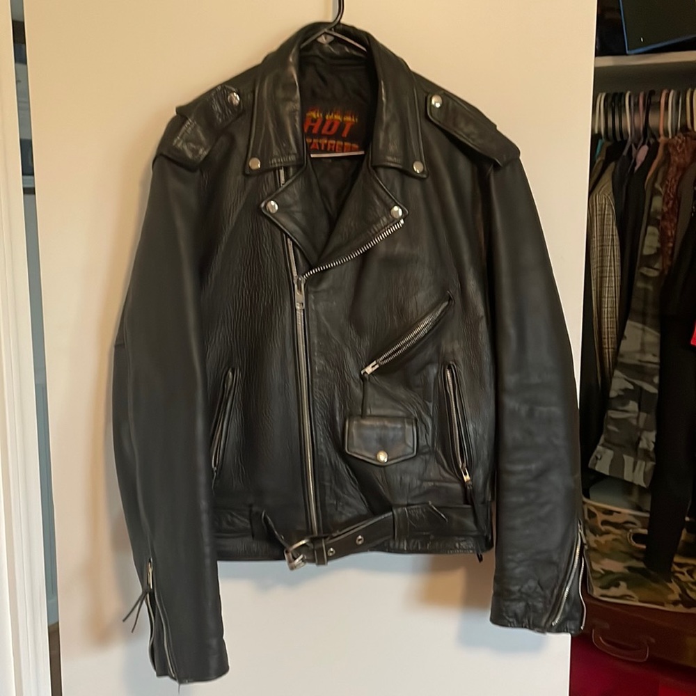 Hot Leathers Men’s Leather Jacket size 46